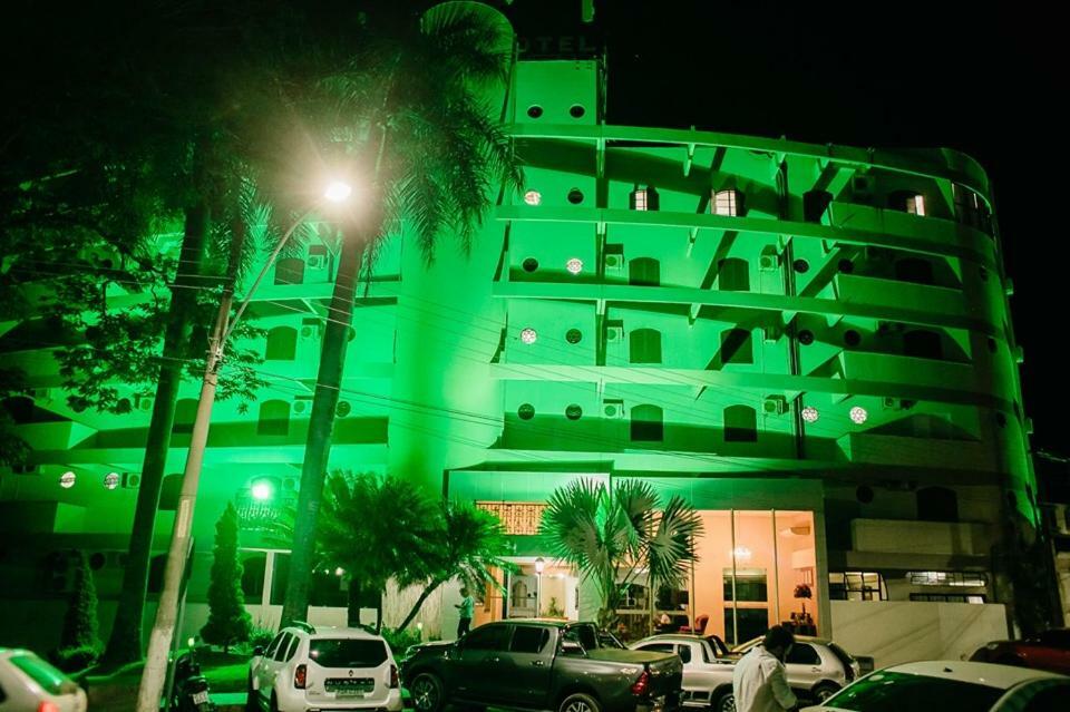 Piloes Palace Hotel Mineiros Exterior photo